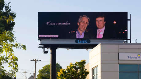 Epstein "no se suicidó" y su caso es "una metáfora", dice Tucker Carlson