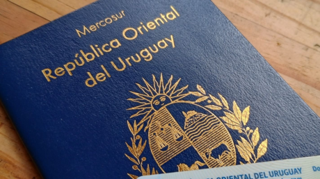 ¿Por qué varios países no están admitiendo el pasaporte uruguayo?