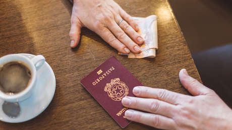 Descubren una falsa embajada que durante años perpetró estafas y lavado de dinero: así funcionaba