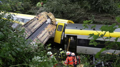 Tren de pasajeros descarrila en Alemania