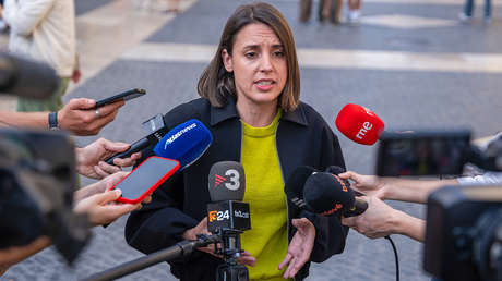 "BomberLeyen": eurodiputada califica de "gran robo" el acuerdo entre la UE y EE.UU.