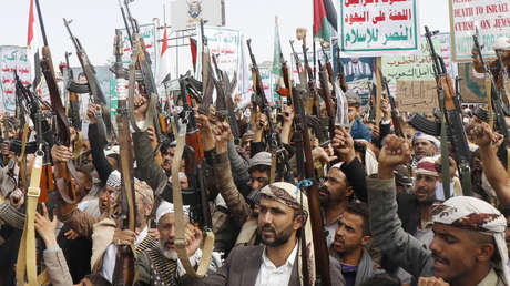 Hutíes afirman que atacaron con un misil hipersónico el mayor aeropuerto de Israel