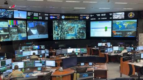 Delegados de Roscosmos visitan el centro de control de vuelos de la NASA en Houston (VIDEO)
