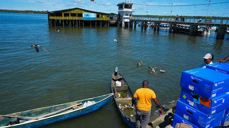 Petro se pronuncia sobre las primeras olas que llegan a Colombia tras alerta de tsunami