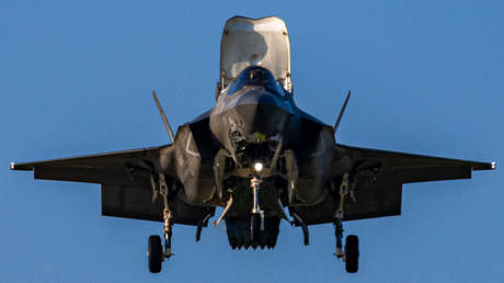 Un caza F-35 se estrella cerca de una base aérea en EE.UU.