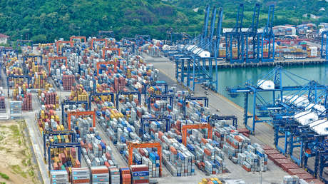 Presentan demandas contra el contrato de administración de puertos del canal de Panamá