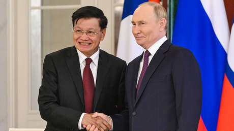 Putin se reúne con el presidente de Laos