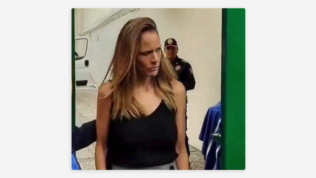 "¿Puedo darles la mano?": 'Lady Racista' pide disculpas al policía que insultó en México (VIDEO)