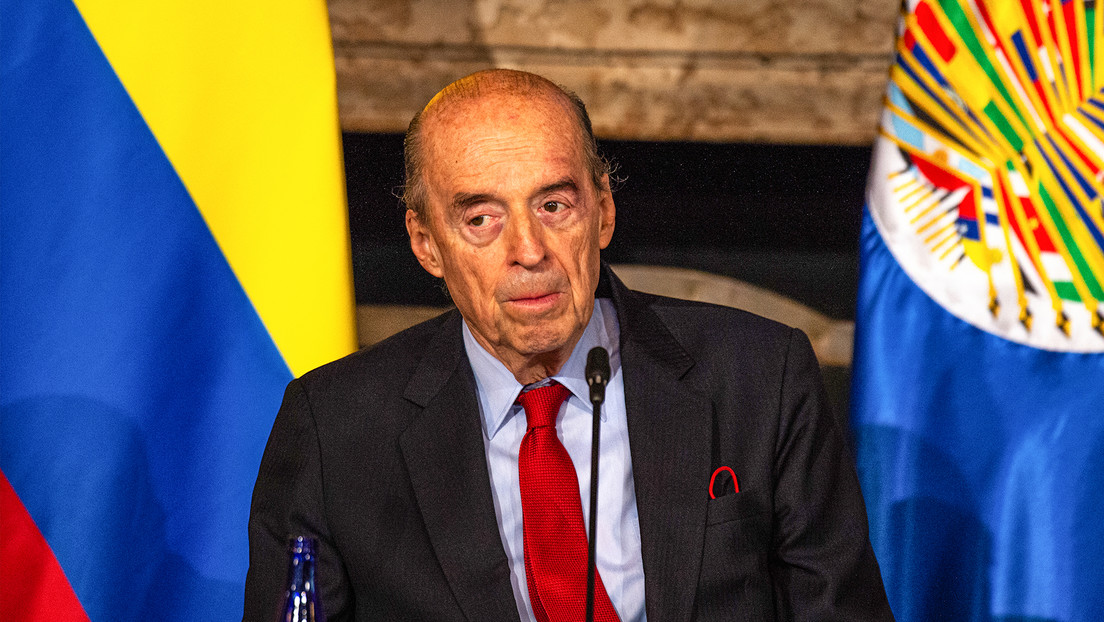 El excanciller que lanzó 'cruzada epistolar' contra Petro admite no tener pruebas de que consumiera drogas