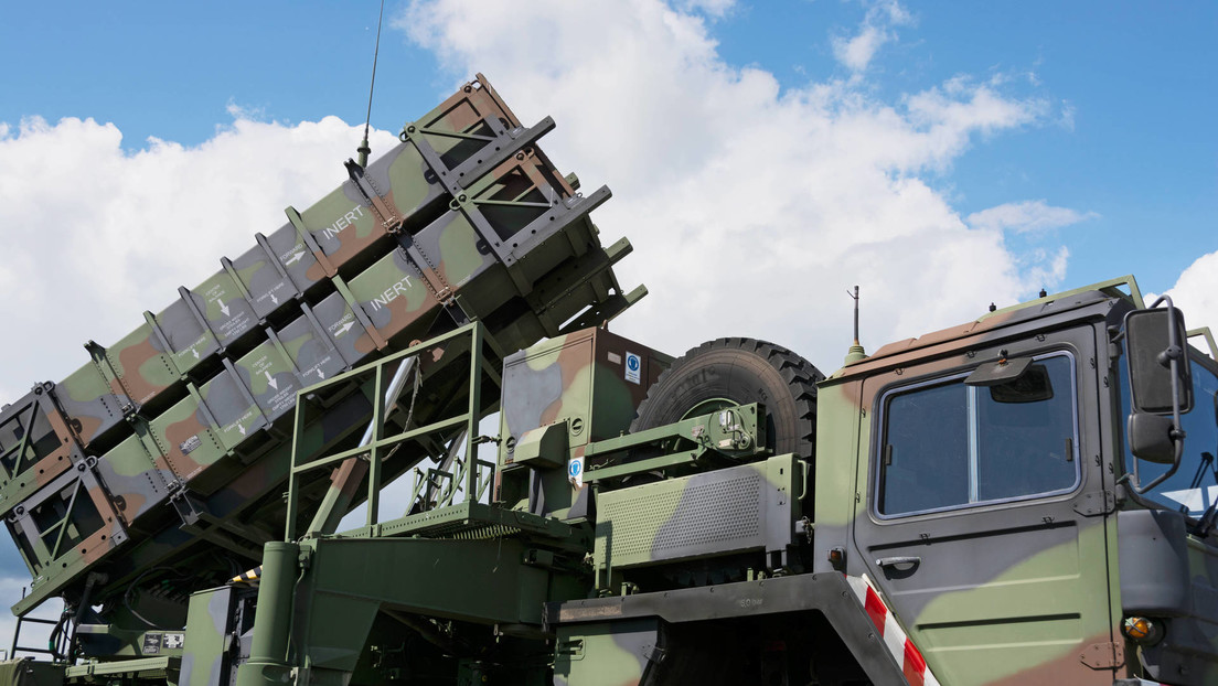 Este es el primer miembro de la OTAN en financiar armas estadounidenses para Kiev