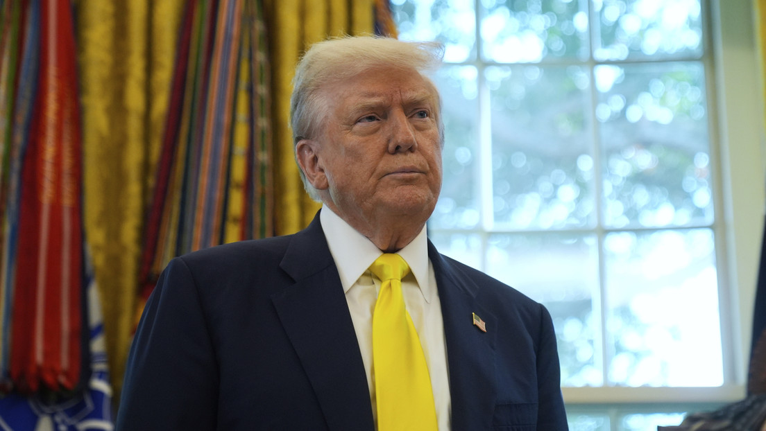 Trump desmiente que haya puesto una condición para reunirse con Putin