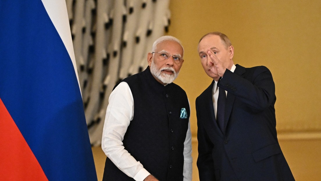 Modi y Putin mantienen una conversación telefónica