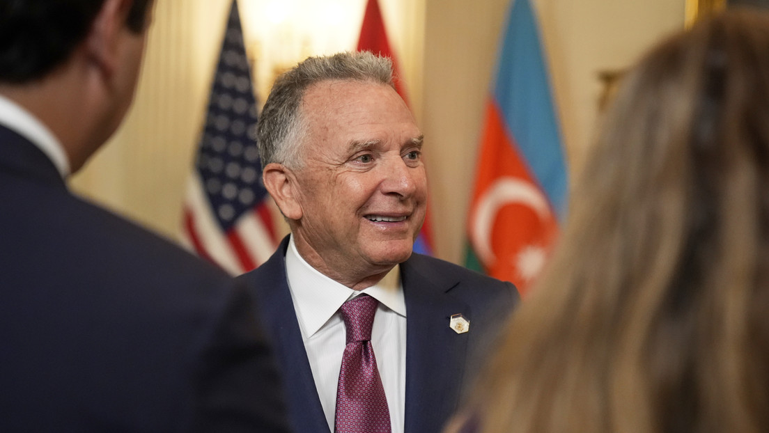 Trump sobre su enviado especial: "Lo llamo el Henry Kissinger que no filtra información"