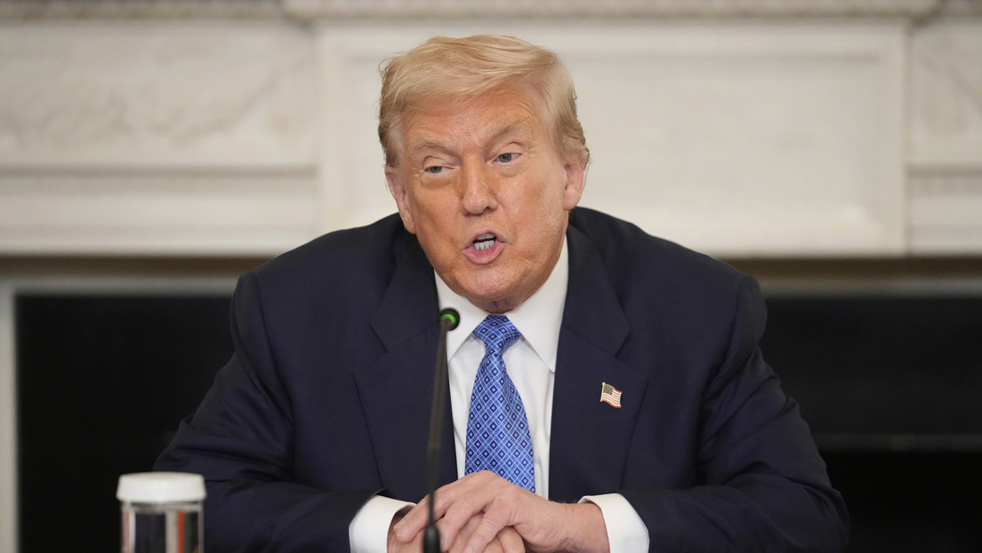 Trump promete revelar el lugar de su reunión con Putin