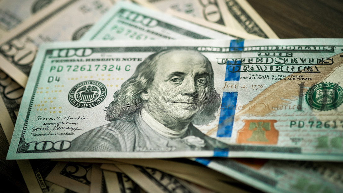 Bloomberg: El aumento del declive del rol global del dólar se debe a Trump