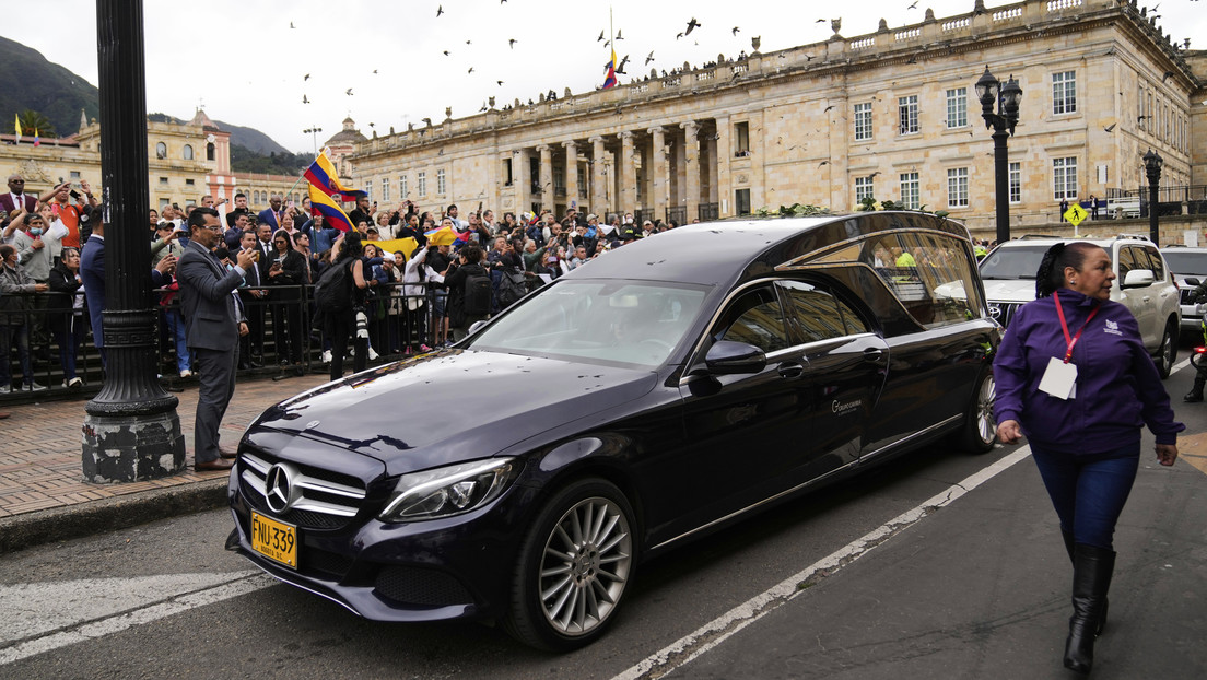 La razón por la que Petro se ausentó de las honras fúnebres de Miguel Uribe Turbay
