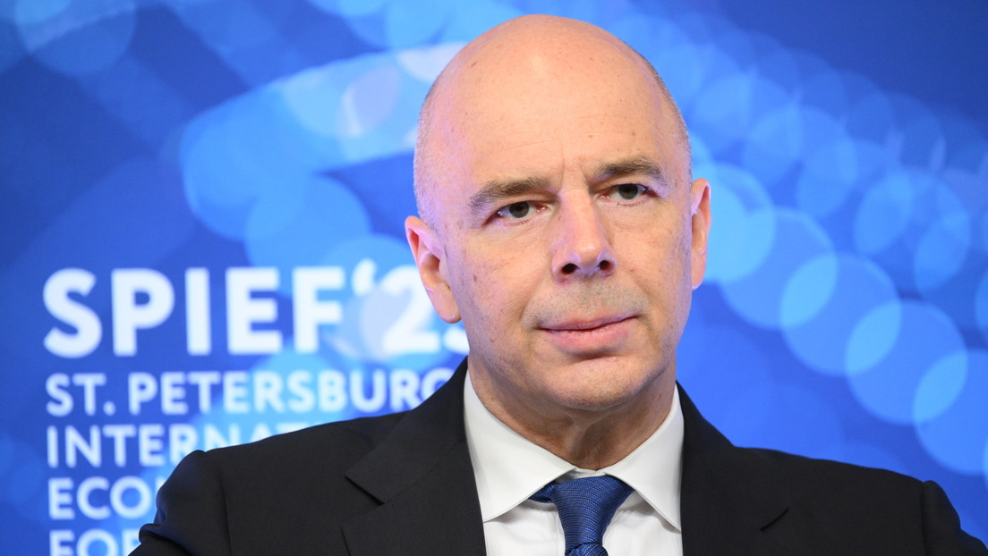 Primer comentario del ministro ruso de Finanzas desde Alaska: "Lo principal es resolver cuestiones políticas"