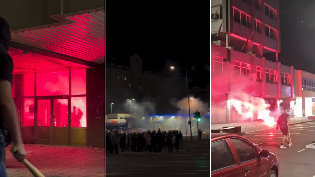 'Serbia no puede calmarse': Manifestantes irrumpen en sedes del partido gobernante (VIDEOS)