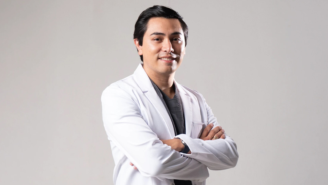 Operaba sin licencia, fingía ser cura y ahora está entre los criminales más buscados