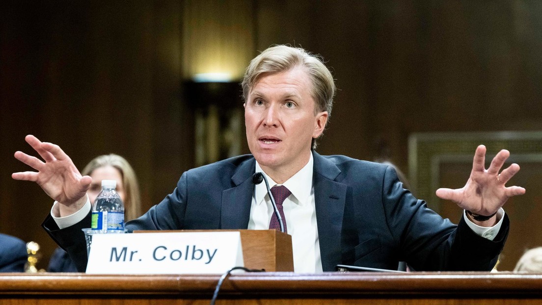 Politico: EE.UU. participará mínimamente en prestar garantías de seguridad a Kiev