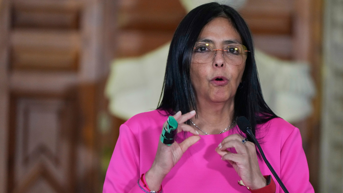 Delcy Rodríguez: "Con falsedades y mentiras pretenden justificar la intervención de Venezuela"