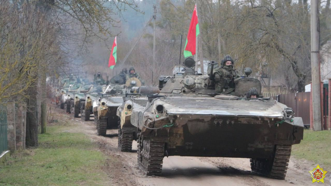 Ucrania lanza una advertencia militar a Bielorrusia