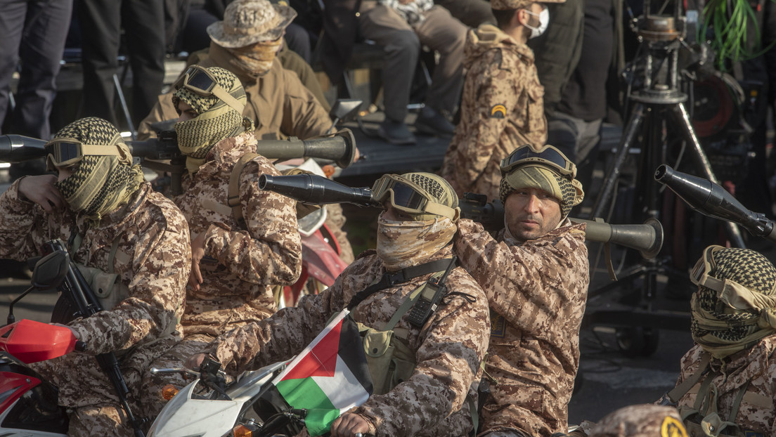 Ministro de Defensa de Irán: Tenemos fábricas de armas en otros países