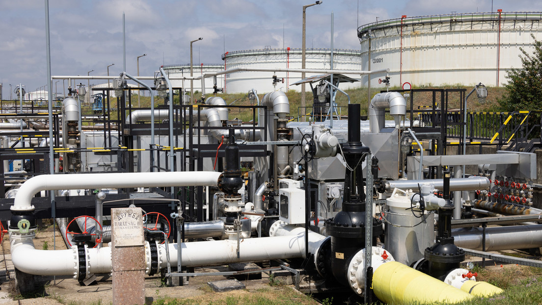 La advertencia de Eslovaquia a Ucrania tras ataques contra el oleoducto que la abastece