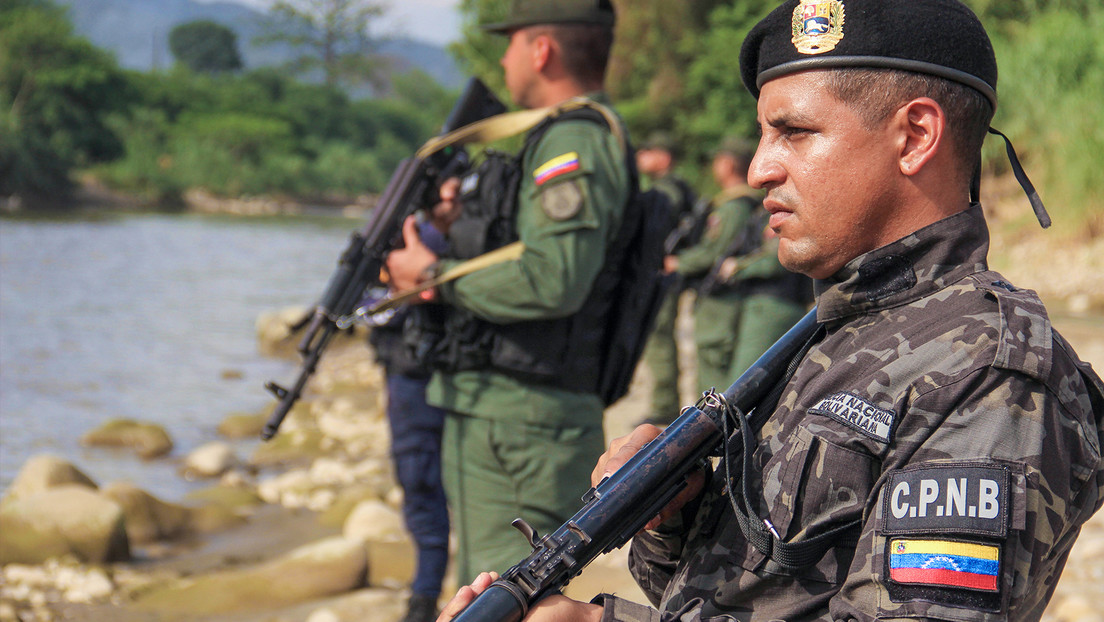 Venezuela refuerza presencia militar en frontera con Colombia