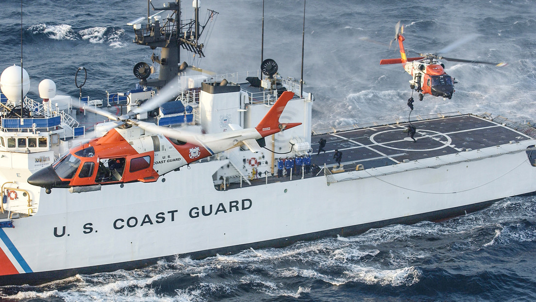 Reuters: EE.UU. ordena desplegar un crucero de misiles y un submarino nuclear al sur del Caribe