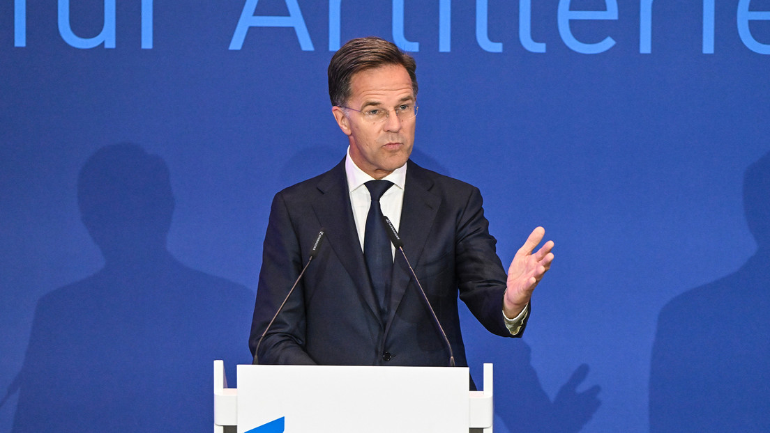 Jefe de la OTAN: "Rusia y China están expandiendo sus ejércitos y capacidades a gran velocidad y habilidad"