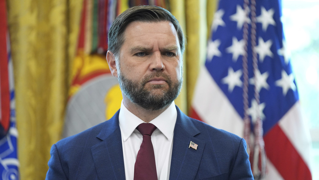 Vance compara a Ucrania con un "pozo sin fondo" para el dinero de EE.UU.