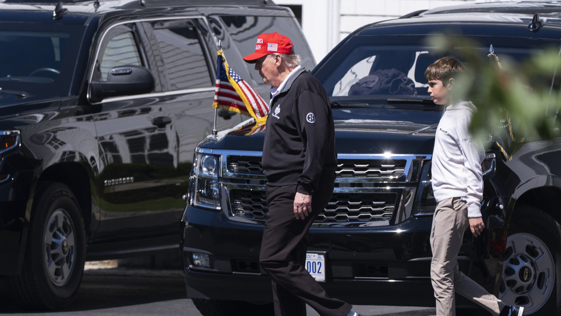 Publican fotos de Trump en medio de rumores sobre su salud