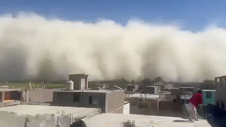 VIDEOS: Tormenta de arena y polvo cubre una región del sur peruano