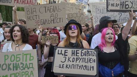 "Irreversible": Medio occidental sobre el daño a la reputación de Zelenski por cruzada contra agencias anticorrupción