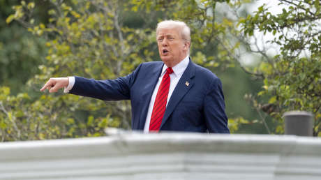 Trump, desde la azotea de la Casa Blanca: Vamos a construir aquí "misiles, misiles nucleares"