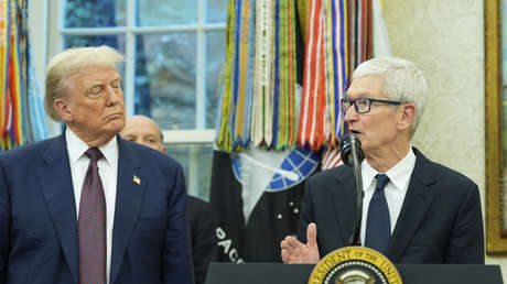 Cómo Trump convierte a Apple en una herramienta para lograr el liderazgo en un área clave