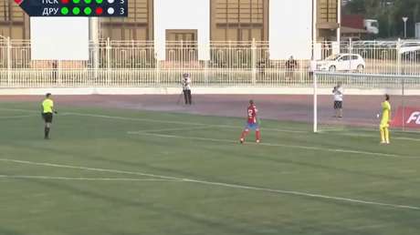 Gol caído desde el cielo: el insólito penalti de un club 'amateur' ruso (VIDEO)