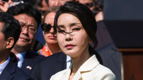 Corea del Sur emite orden histórica al solicitar la detención de la ex primera dama