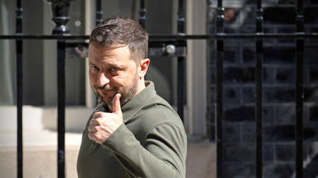 Zajárova: Zelenski se niega a recuperar los militares ucranianos capturados