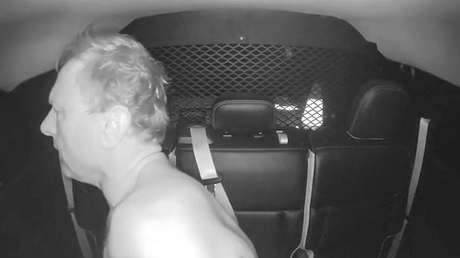 Demócrata es arrestado en ropa interior y se identifica como Dios y Superman (VIDEO)