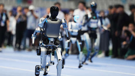 Los primeros juegos de robots humanoides del mundo arrancan en China (FOTOS, VIDEOS)