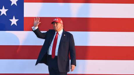 Trump dará la bienvenida a Putin frente al avión presidencial ruso