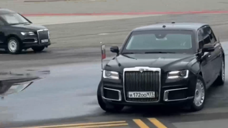 VIDEO: El coche Aurus de Putin llega a EE.UU. por primera vez