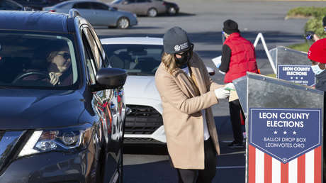 Trump quiere eliminar el voto postal en EE.UU. por considerarlo una "estafa"