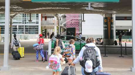 EE.UU. evaluará posturas "antiestadounidenses" para conceder beneficios migratorios