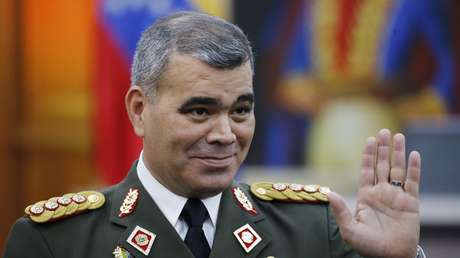 Ministro de Defensa venezolano sostiene "fructífera" reunión con el embajador de China