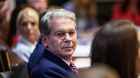 Jefe del Tesoro de EE.UU.: "Estamos recaudando ingresos récord" gracias a los aranceles de Trump