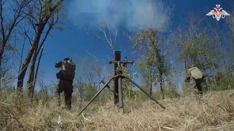 VIDEO: Fuego de mortero ruso destruye una fortificación ucraniana