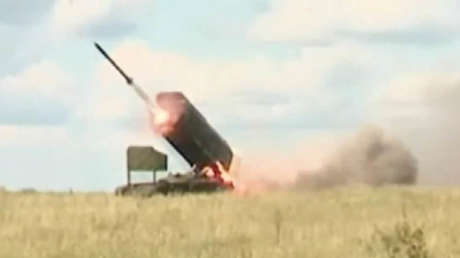 VIDEO: Lanzallamas pesados rusos se preparan para 'hornear' a un verdadero enemigo